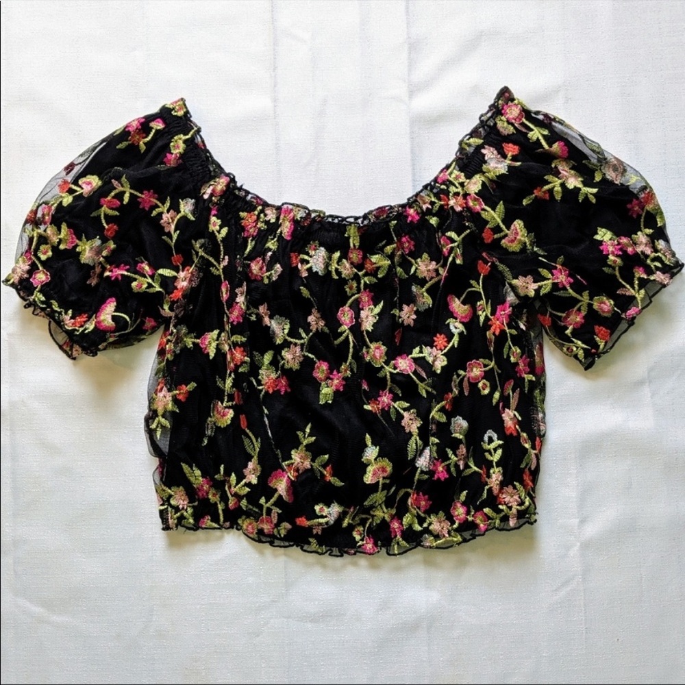Black Floral Crop Top